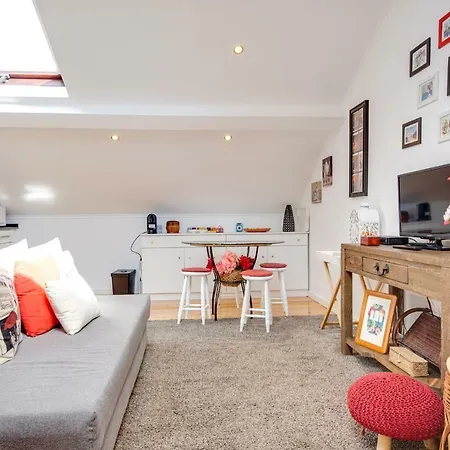 Daire Cosy And Bright Studio For 4 In Beato Lisboa